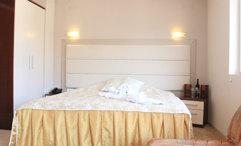 Hotel Lebed Охрид Экстерьер фото